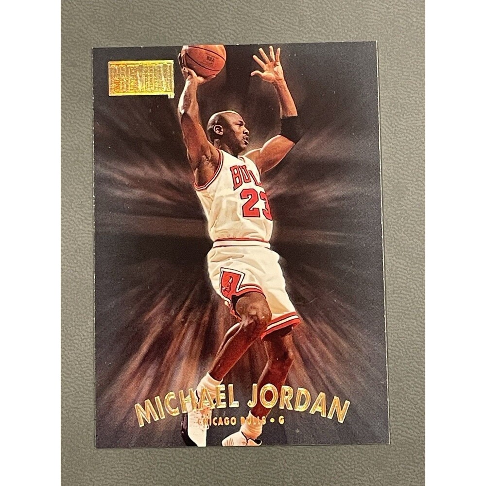 1997-98 SkyBox Premium #29 Michael Jordan Chicago Bulls HOF GOAT SHARP!